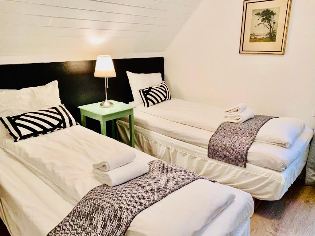 Lilandtunet Gjestgiveri Liland  Luaran gambar