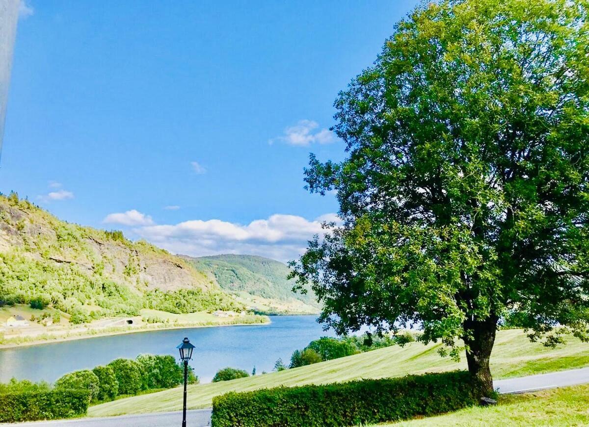 Lilandtunet Gjestgiveri Liland  Luaran gambar